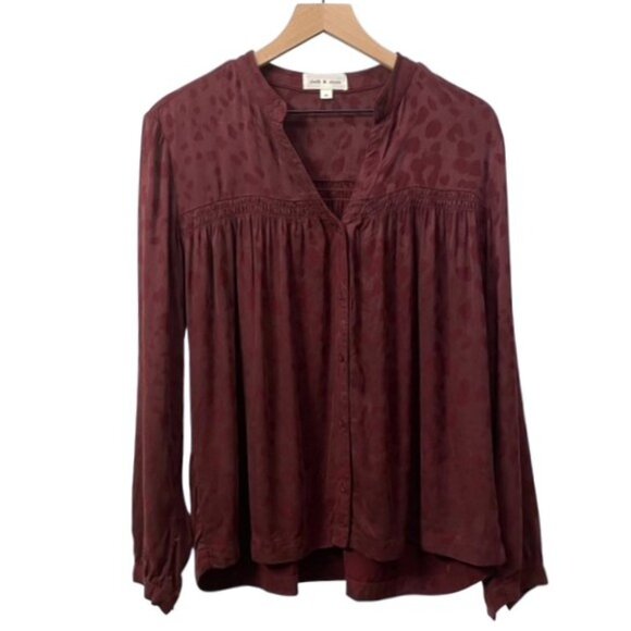 Evereve Cloth & Stone Leopard Print Button Up Blouse Maroon Size Medium V-Neck - Picture 4 of 16